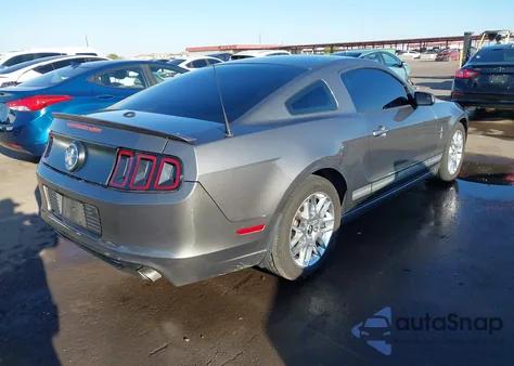 2013 Ford Mustang V6 Premium из США, поврежденный, VIN 1ZVBP8AM0D5216554